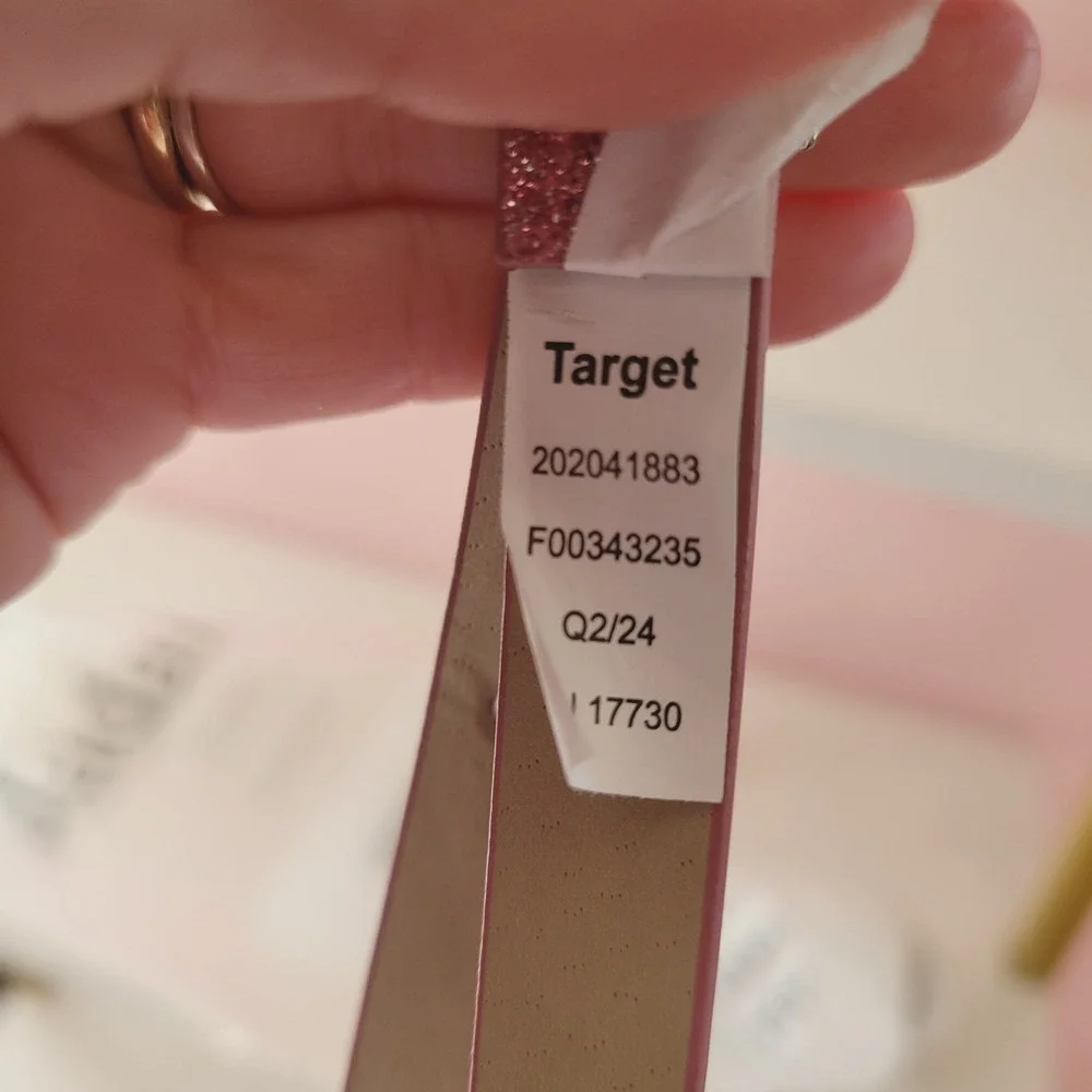 Target Girls Rainbow Glitter Skinny Belt Gold Rainbow Buckle Medium NWOT Sparkle